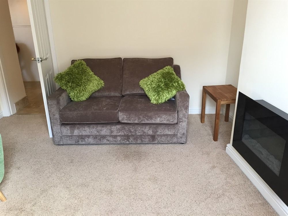 Town Centre Apartment Perfect Location With On-Street Parking Стратфорд на Ейвън Екстериор снимка