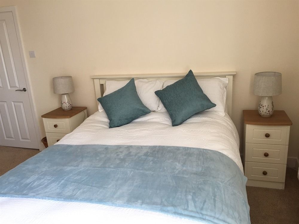 Town Centre Apartment Perfect Location With On-Street Parking Стратфорд на Ейвън Екстериор снимка